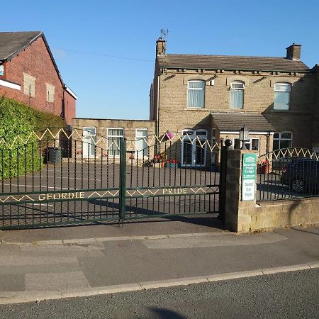Liversedge Geordie Pride Lodge מראה חיצוני תמונה